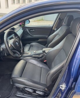 BMW E90 325i Automat xDrive - 11