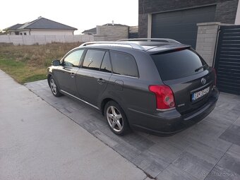 Predam Toyota Avensis combi 2.2 D4D - 11