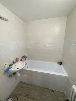 Na predaj  3-izbový byt po rekonštrukcii v atraktívnej lokal - 11