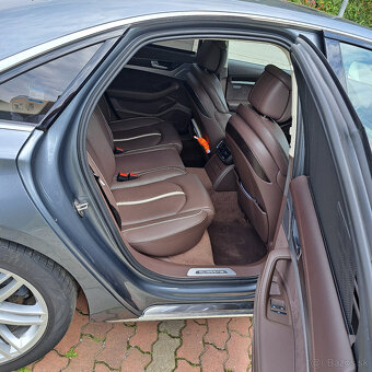 Audi A8 3.0 TDI V6 DPF clean diesel quattro tiptronic - 11