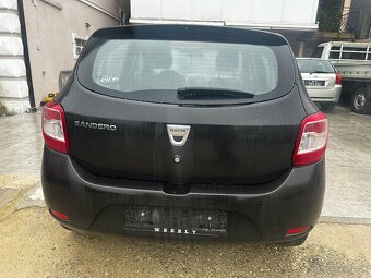 DÁCIA SANDERO 1,2 BENZÍN 4 VALEC ROK 2015 KLIMA - 11