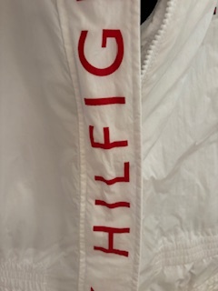 Zimna bunda Tommy Hilfiger s kapucnou - 11