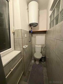 HZ-23 Na prenájom celkom zariadený 2 izbový byt v Komárne - 11