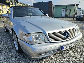 Mercedes-Benz SL 300 - 11