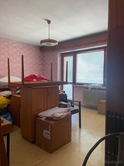 Ponúkam na predaj 5 izb, rodinný dom v obci Kocurice. - 11