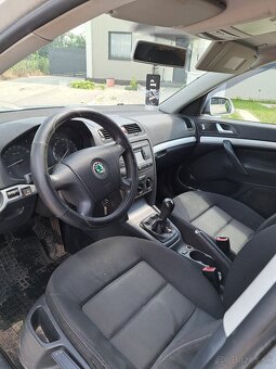 Škodu octaviu 1.6 Lpg - 11