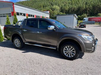 Mitsubishi L 200 L200 2.4 DI-D MIVEC Double Cab Intense AT - 11