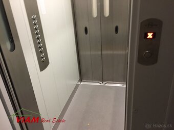 Na predaj 3 izbový byt Trenčín, 28. októbra - 11