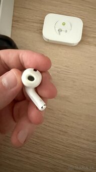 Apple AirPods Pro 2022 + Nomad Leather Case Brown - 11