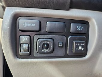 TOYOTA LAND CRUISER 100 4.7 LPG - 11