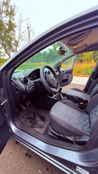 Ford Fiesta 1.25i 55 kW, 2006, 5D, A/C, ťažné, benzín - 11