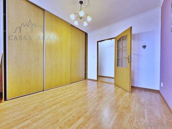 3-izbový byt na Užhorodskej ulici, 68m2, zariadený - 11