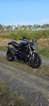 Ducati 848 streetfighter - 11