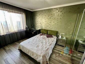 SPEKTRUM REALITY- NA PREDAJ-  Luxusný 3-izbový apartmán v Re - 11