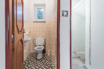 BabonyTRE I Na predaj dvojposchodový 5i rodinný dom pri Žil - 11