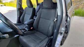 Toyota Auris Hybrid LPG Touring Sports Active Comfort - 11