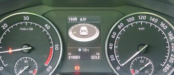 Škoda Superb Combi 1.6 TDI Active - 11