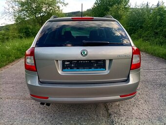 ŠKODA OCTAVIA COMBI II 2.0 TDI CR XENON MODEL 2012 - 11