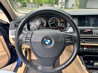 BMW F10 528i - 11