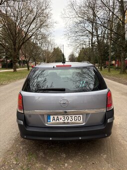 Opel Astra ST 1.6 MPI 77kW - 11