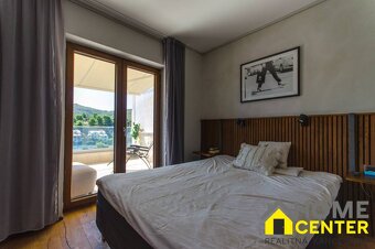 NA PREDAJ prekrásny novopostavený dom / 494 m²/ ostrov Brač, - 11