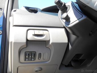 Renault Megan Scenic II, 1,6  82 kw, benzín, rok 2007 - 11