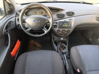 Ford Focus 1.6 benzín 74kw 2004 Nová STK a EK 110000km - 11