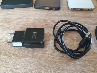 Samsung Galaxy S10 white - 11