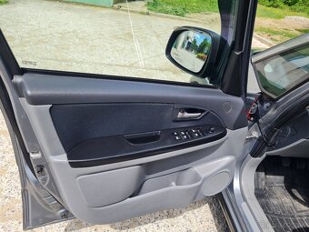 Suzuki SX4 - 11