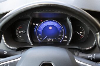 Renault Megane - 11