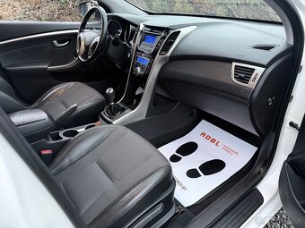 Hyundai i30 1.6Crdi Facelift - 11