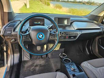 BMW i3 94Ah 170ps rok 2017 - 11