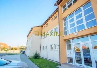 Ponúkame na predaj 1-izbový byt  so záhradkou a parkovacím m - 11
