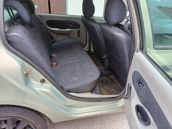 Renault Clio II 1,2 benzín - 122 000 Km - 11