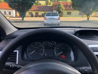 Peugeot 307 SW 1.6 HDI 80 KW, PANORAMA, 7 miest - 11