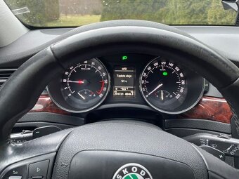 Škoda Superb 3TA - 11