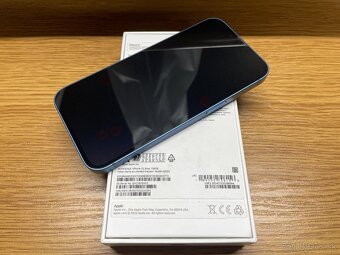 iPhone 13 128GB - 11