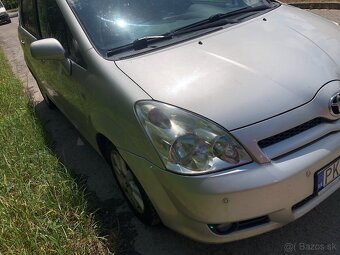 Toyota verso corolla - 11