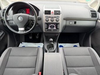 ►VW TOURAN 1,6 MPI FREESTYLE- 7 MÍST, PARK. SENZORY, NAVI ◄ - 11