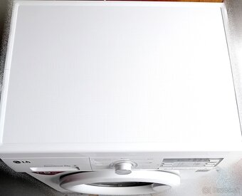 Pračka LG 1-5Kg A++ , SLIM - 11