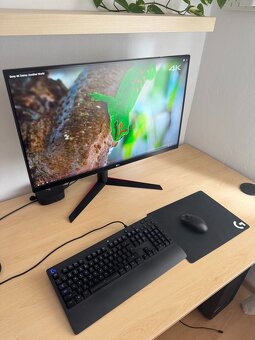 PC zostava Ryzem 7 2700X, GTX 1080 Ti - 11