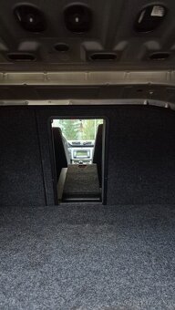 Volkswagen Passat B6 2005 - 11
