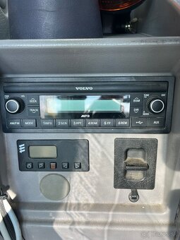 Kolesový bager Volvo EW160E s rotátorem - 11