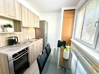 NA PREDAJ 3 - IZB. BYT (67m2), PALÁRIKOVA UL., SENICA - 11
