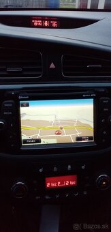 KIA ceed 1,6 GDi FIFA EDITION - 11