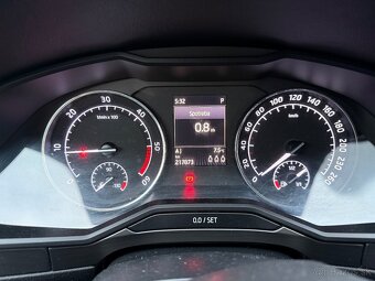 Škoda Superb 3, 2.0TDI 140kw 4x4 - 11