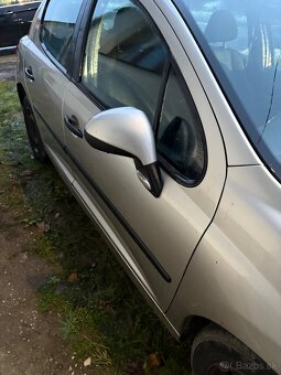 Peugeot 207 - 11