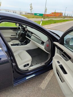 Jaguar XF 2.0i 184 kW BENZÍN, 2019, TOP výbava, TOP stav - 11