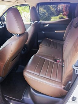 Mercedes-Benz X 220 d 4matic Manuál - 11