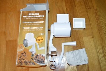 predam novy, kvalitny mlyncek na orechy - 11